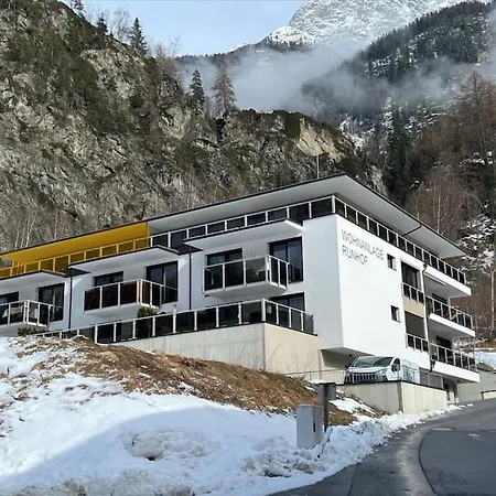 New Penthouse Near Soelden - Runhof Top11 Apartment